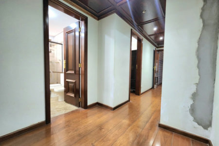 Apartamento Alto Padrão Frente Mar com 4 Dormitórios, 3 Suítes e 3 Vagas na Orla de Santos