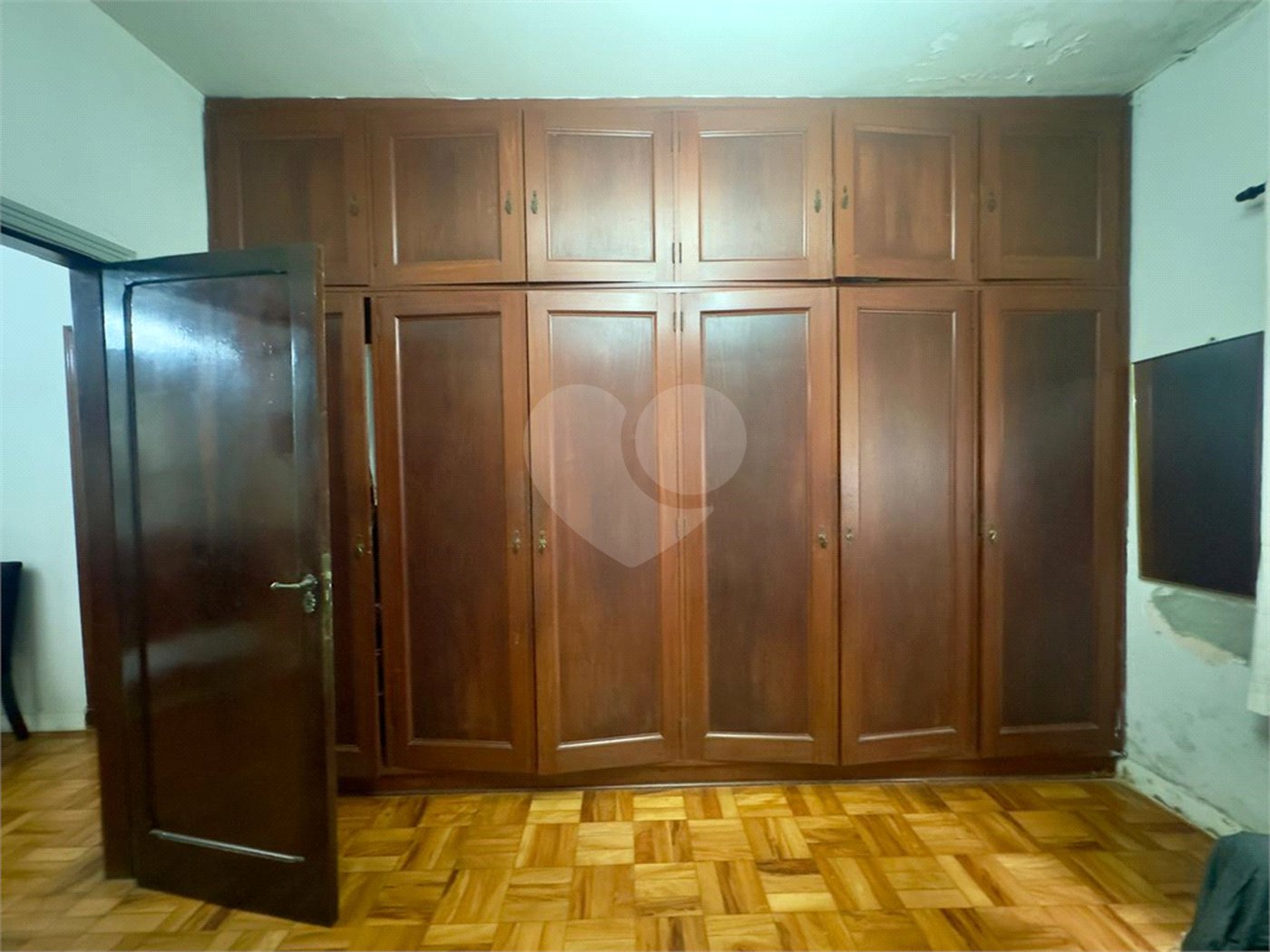 Casa à venda com 3 quartos em Horto, São Paulo, SP