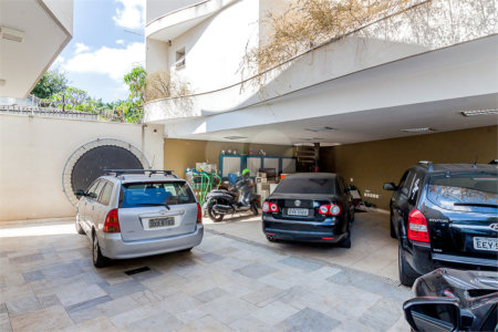 Casa à venda com 4 suítes em Alto da Lapa, São Paulo, SP
