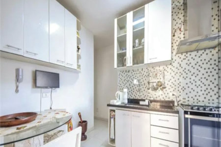 Apartamento à venda com 3 quartos, sendo 1 suíte, em Jardim Londrina, São Paulo, SP