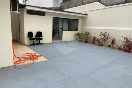Imóvel Comercial á venda em São Carlos, rua São Sebastião.