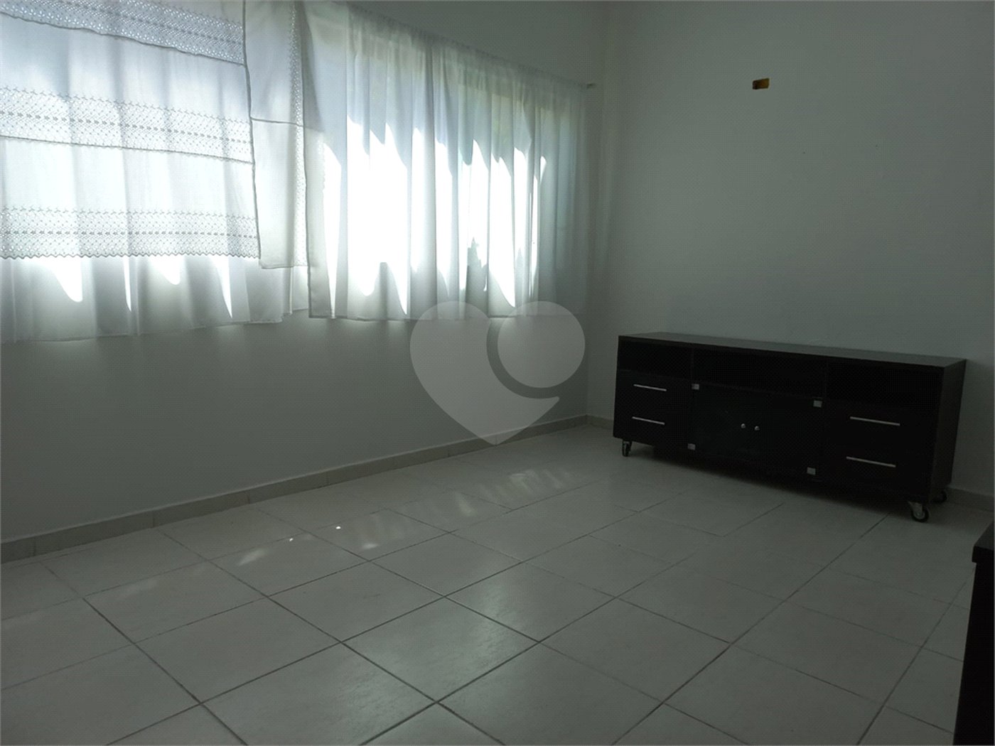 Sobrado à venda com 3 quartos, sendo 1 suíte,  em Vila Lageado, São Paulo, SP