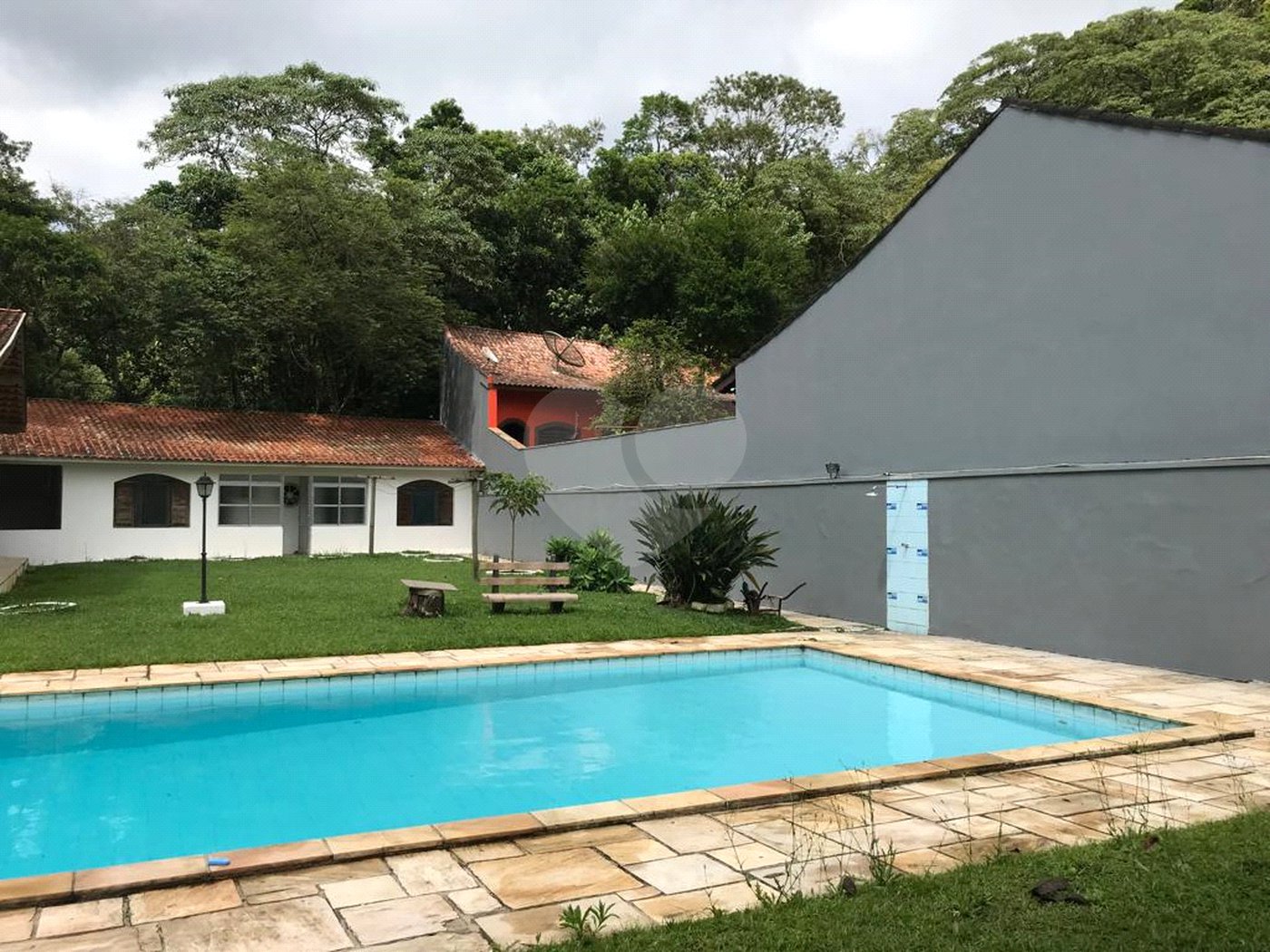 Casa à venda com 4 suítes no condomínio Alpes da Cantareira, Mairiporã - SP