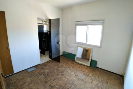 Sobrado à venda com 3 quartos, sendo 1 suíte,  em Vila Mazzei, São Paulo, SP