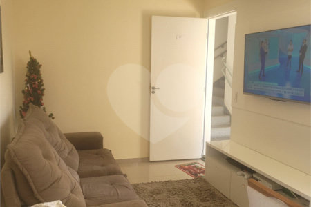 Apartamento à venda com 2 quartos em Vila Colorado, Suzano, SP