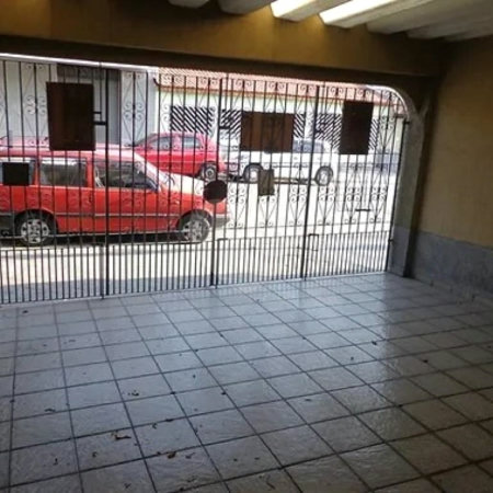 Casa à venda com 3 quartos, sendo 1 suíte,  em Vila Campesina, Osasco, SP