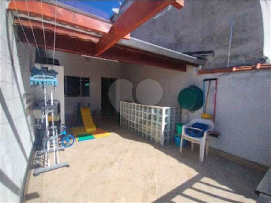Casa à venda com 2 quartos, sendo 1 suíte,  em Vila Miranda, Itaquaquecetuba, SP