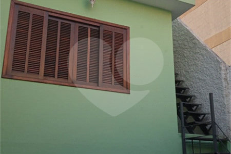 Sobrado à venda com 3 quartos, sendo 1 suíte, em Paulicéia, São Bernardo do Campo, SP