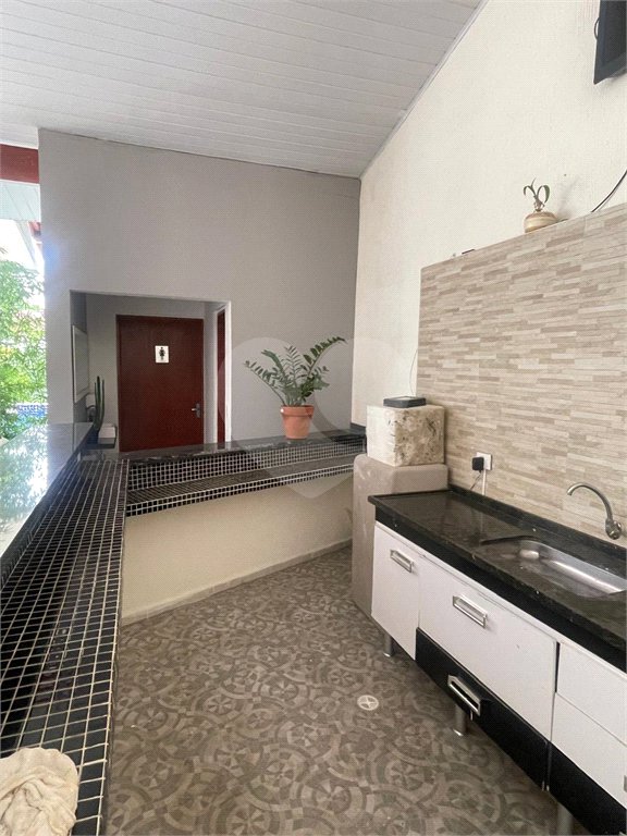 Sobrado à venda com 3 quartos, sendo 1 suíte,  em Jardim Armênia, Mogi das Cruzes, SP