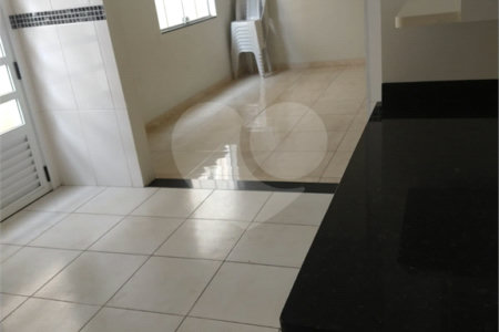 Sobrado à venda com 3 quartos, sendo 1 suíte, em Vila Mazzei, São Paulo, SP