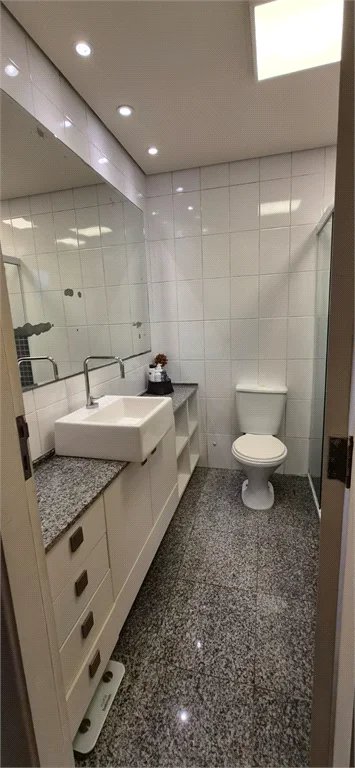 Casa à venda com 3 quartos, sendo 1 suíte,  no condomínio Townhouse Village Morumbi, São Paulo - SP