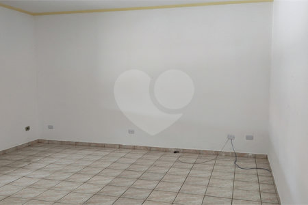 Sobrado à venda com 3 quartos, sendo 1 suíte, em Ressaca, Atibaia, SP