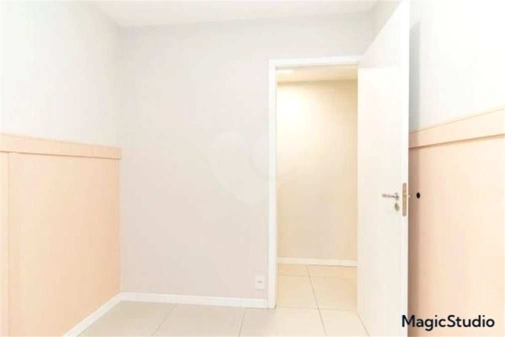 Apartamento à venda com 2 quartos em Vila Carmosina, São Paulo, SP