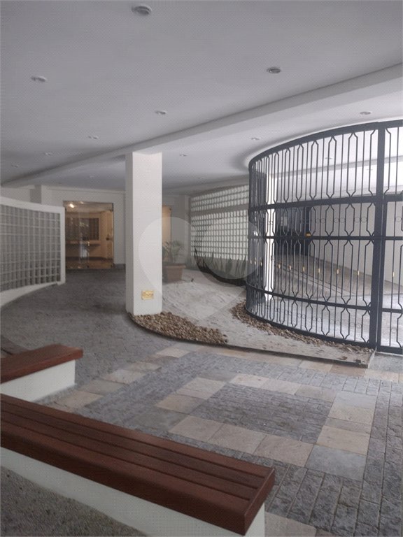Apartamento à venda com 3 suítes em Vila Suzana, São Paulo, SP