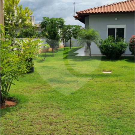 Casa à venda com 3 suítes no condomínio Residencial dos Lagos, Itupeva - SP