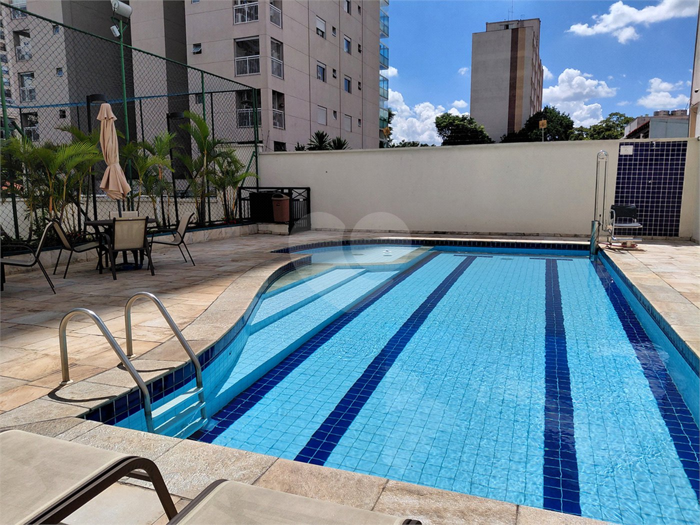 Apartamento à venda com 3 suítes em Vila Romana, São Paulo, SP
