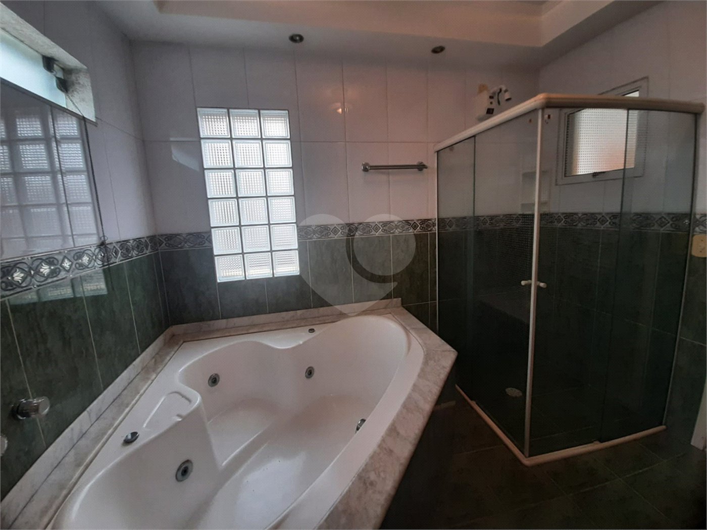 Sobrado à venda com 3 quartos, sendo 2 suítes, em Santana, São Paulo, SP