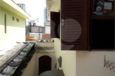Sobrado à venda com 5 quartos, sendo 1 suíte, em Jardim Caravelas, São Paulo, SP