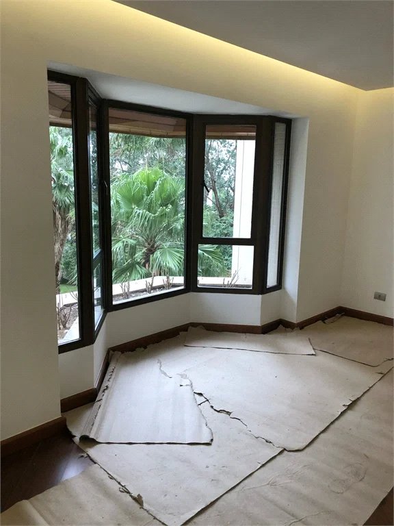 Apartamento à venda com 4 suítes em Vila Suzana, São Paulo, SP