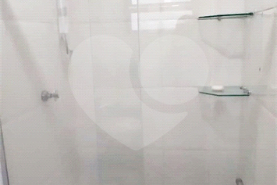 Casa à venda com 4 quartos, sendo 1 suíte, em Santana, São Paulo, SP
