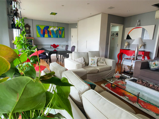 Apartamento à venda com 3 suítes em Morumbi, São Paulo, SP