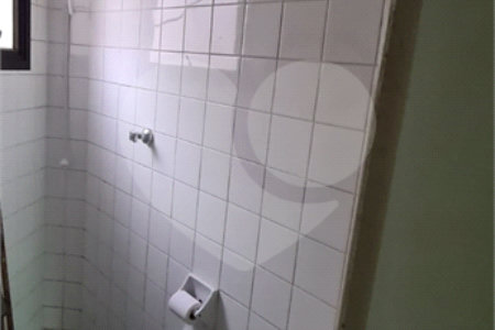 Apartamento à venda com 3 quartos, sendo 1 suíte,  em Indianópolis, São Paulo, SP