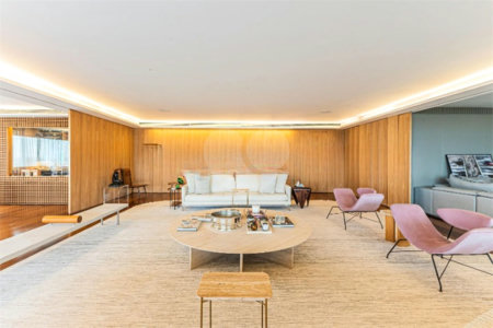 Apartamento à venda com 3 suítes em Vila Suzana, São Paulo, SP