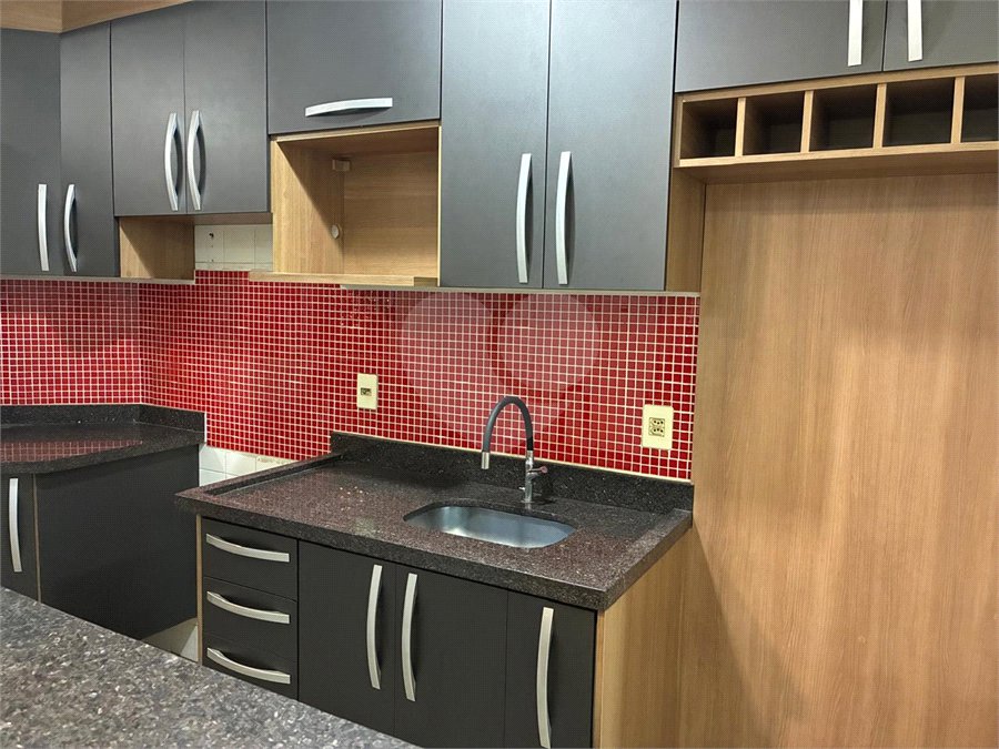 Apartamento para alugar com 2 quartos, sendo 1 suíte, em Vila Endres, Guarulhos, SP