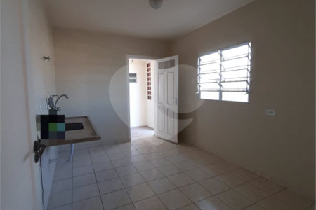 Sobrado à venda com 3 quartos, sendo 1 suíte, em Jardim São Paulo(zona Norte), São Paulo, SP