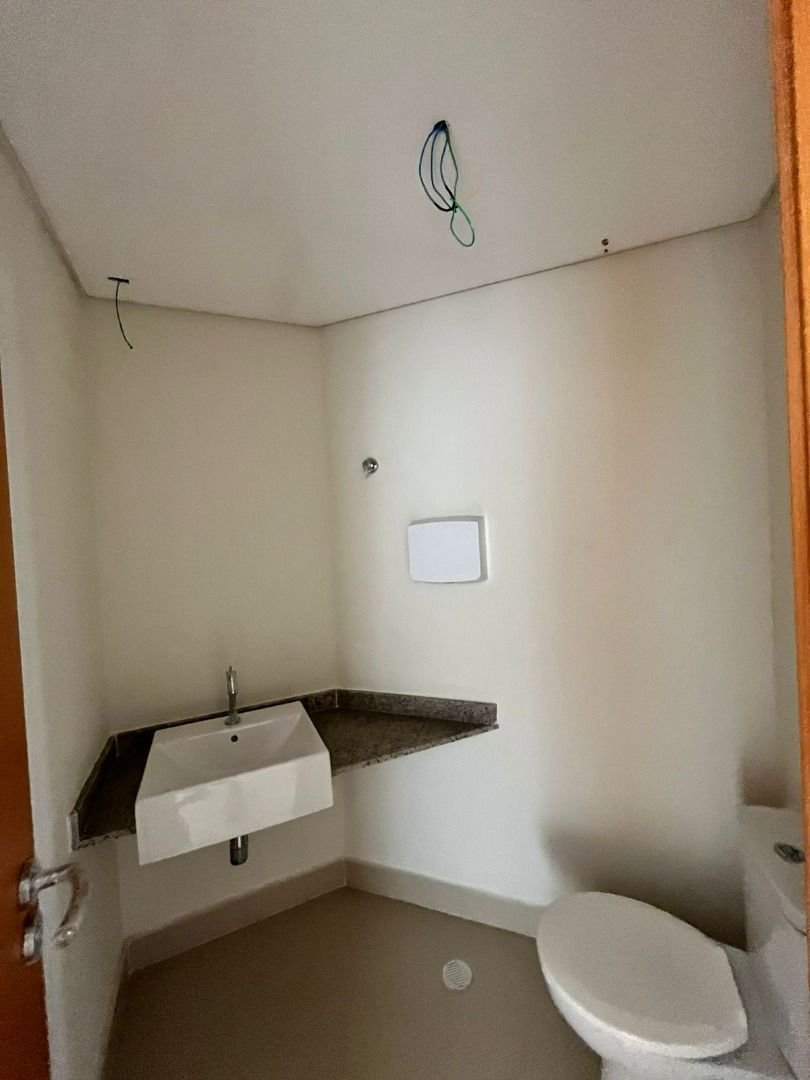 Cobertura com 3 dormitórios à venda, 270 m² por R$ 2.890.000,00 - Barra Funda - Guarujá/SP