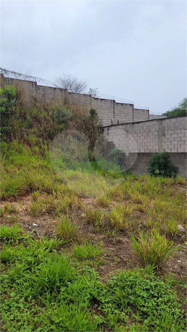 Terreno / Lote a Venda no Residencial Parque dos Pinheiros em Vinhedo/SP