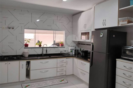 Casa à venda com 4 quartos, sendo 1 suíte,  em Jardim Ermida II, Jundiaí, SP