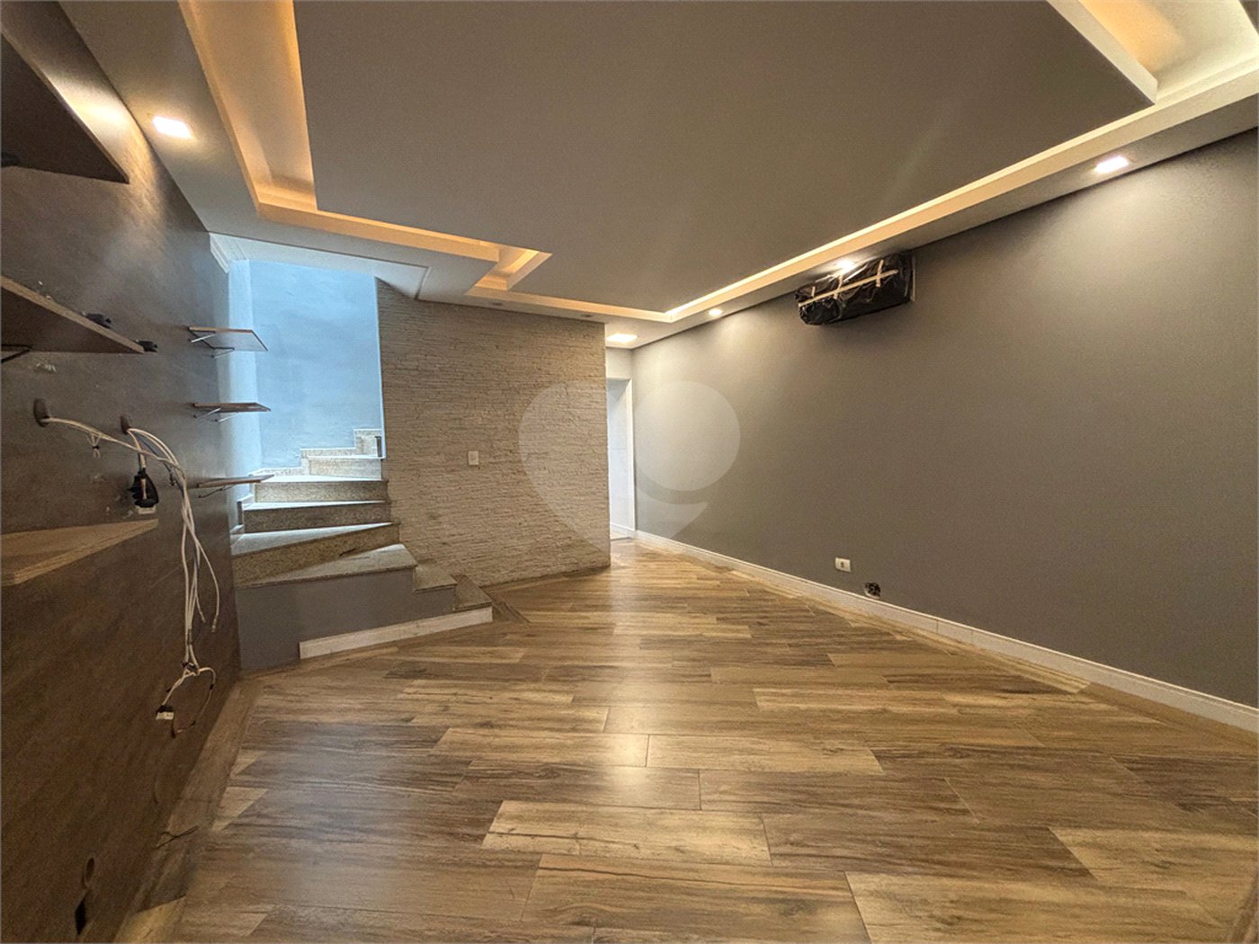 Casa à venda com 3 quartos, sendo 1 suíte,  em Jardim Santa Mena, Guarulhos, SP