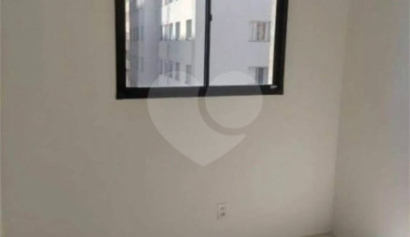 Apartamento à venda com 2 quartos em Parque Maria Helena, São Paulo, SP