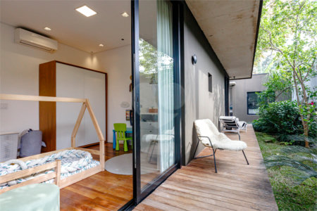 Casa à venda com 6 quartos, sendo 2 suítes,  em Santo Amaro, São Paulo, SP