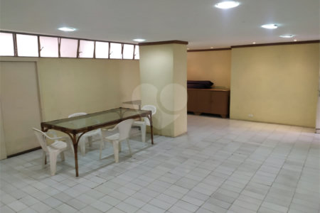 Apartamento à venda com 3 quartos, sendo 1 suíte, em Rio Comprido, Rio de Janeiro, RJ