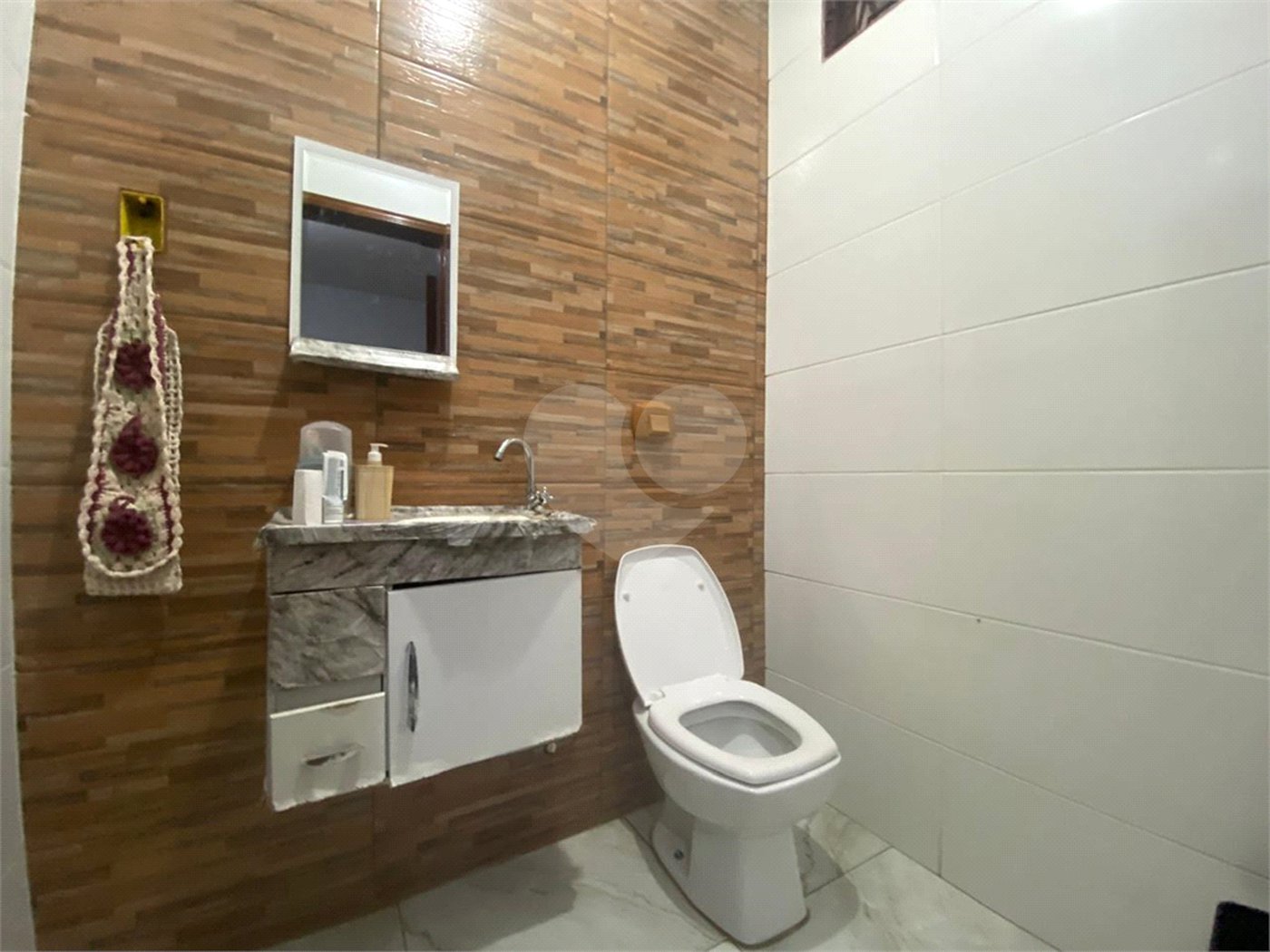 Casa à venda com 2 quartos, sendo 1 suíte, em Jardim Novo Américo, Américo Brasiliense, SP