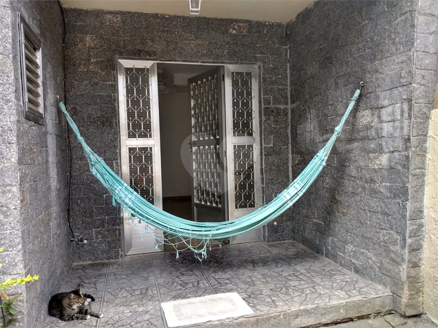 Casa à venda com 3 quartos, sendo 1 suíte, em Campo Grande, Rio de Janeiro, RJ