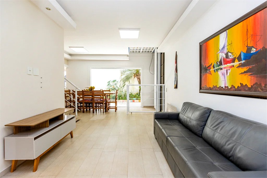 Casa no condomínio Condomínio Villa de São Paulo para venda com 2 quartos, sendo 2 suítes , 200m²