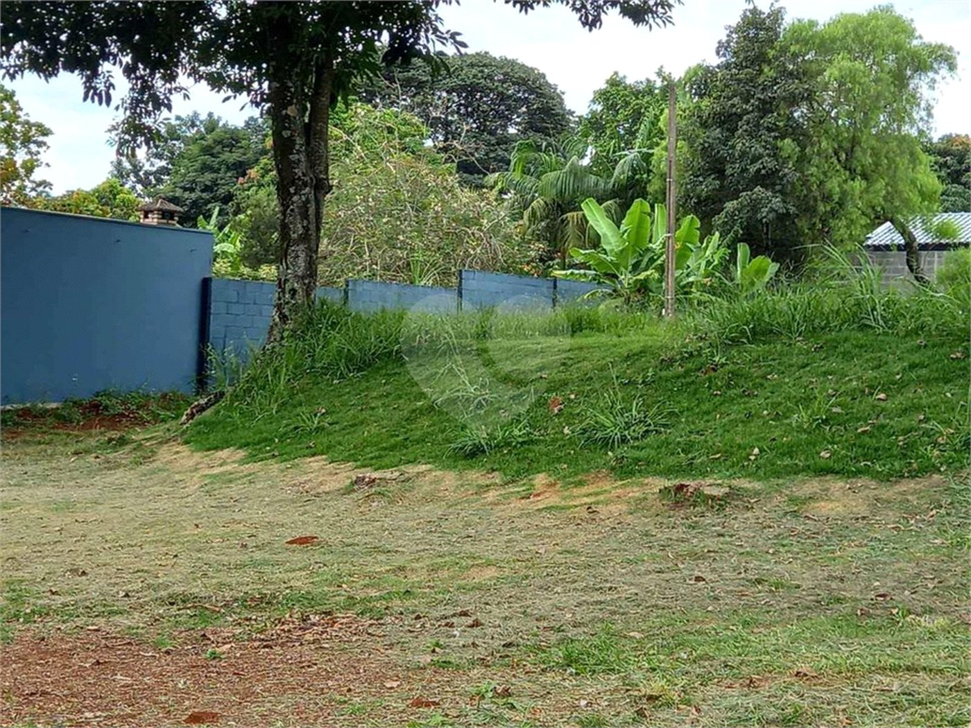 Terreno com 2.010,00 m² .