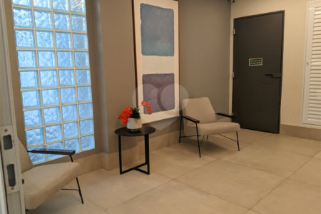 Bela Vista ! Studio novo 2400,00 !