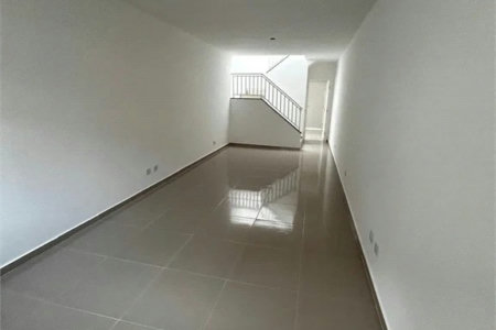 Sobrado à venda com 3 quartos, sendo 1 suíte,  em Butantã, São Paulo, SP