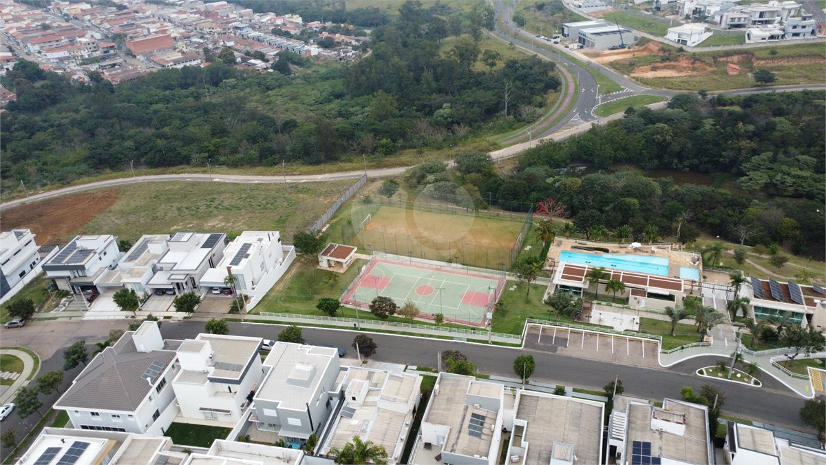 Terreno à venda no condomínio Residencial Central Parque, Salto - SP