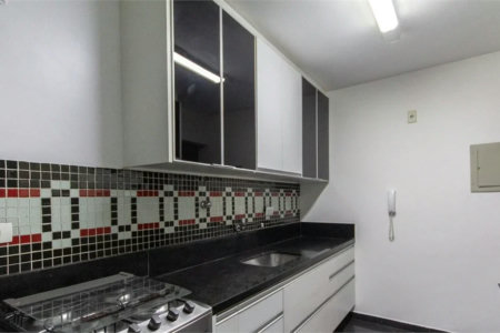 Cobertura à venda com 4 quartos, sendo 1 suíte,  em Jardim Londrina, São Paulo, SP