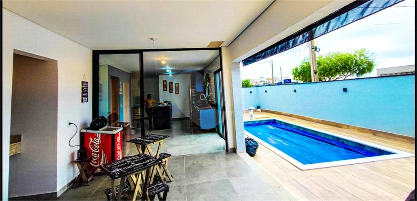 Casa à venda com 4 suítes no condomínio Residencial Vila Real, Bragança Paulista - SP