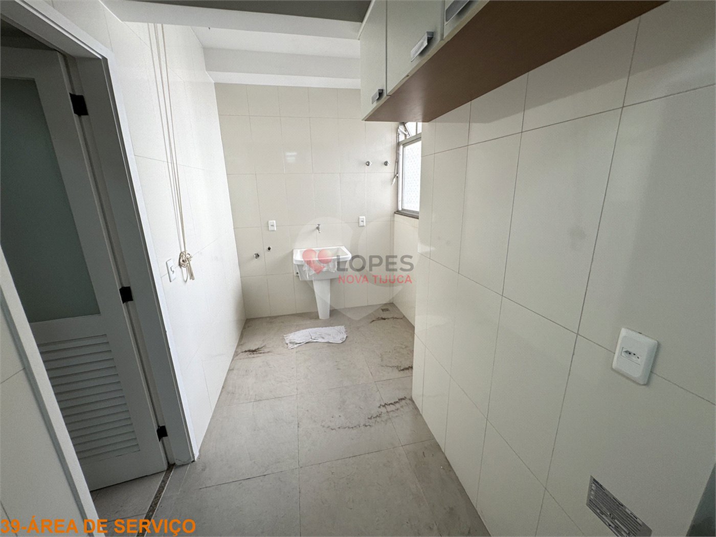 Apartamento à venda com 4 quartos, sendo 1 suíte, em Tijuca, Rio de Janeiro, RJ