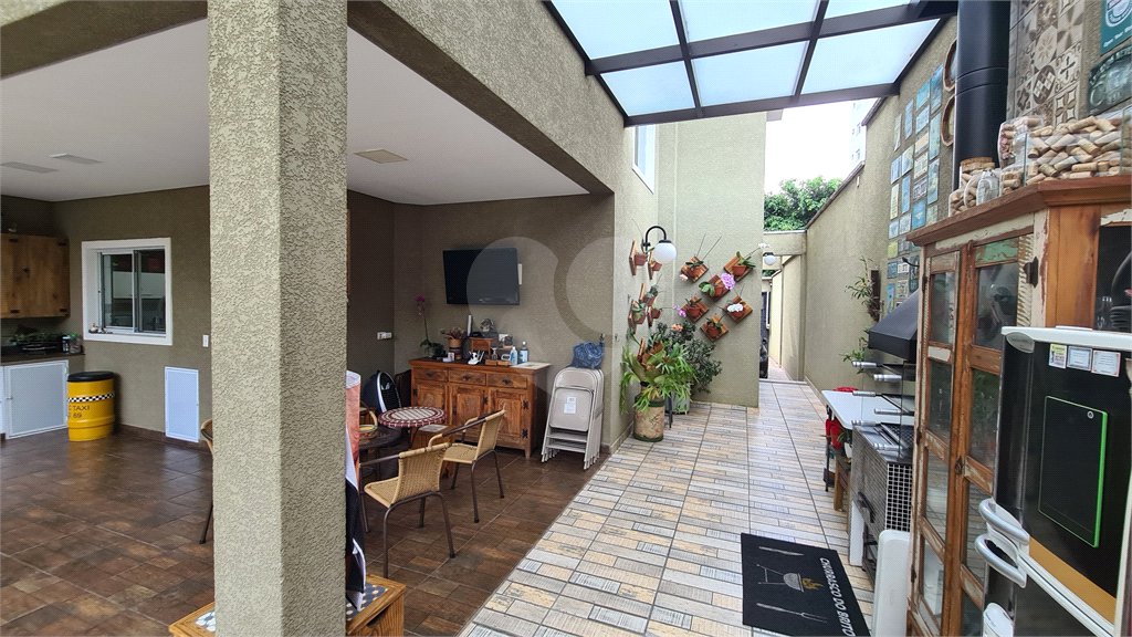 Sobrado à venda com 4 quartos, sendo 2 suítes, em Santa Teresinha, São Paulo, SP