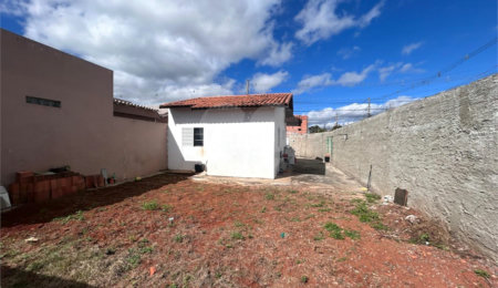 Casa à venda com 2 quartos em Loteamento Gramado I, Itapetininga, SP