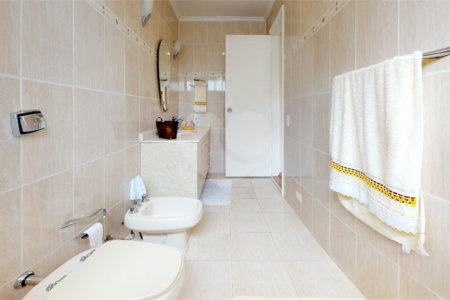 Apartamento à venda com 4 quartos, sendo 2 suítes, em Pinheiros, São Paulo, SP