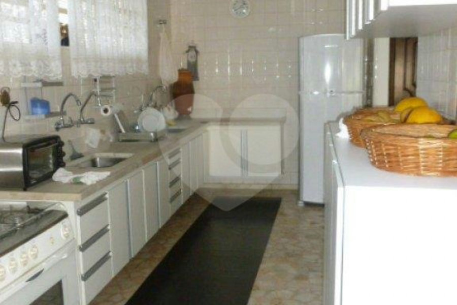 Casa Térrea à venda com 4 quartos, sendo 1 suíte, em Tremembé, São Paulo, SP
